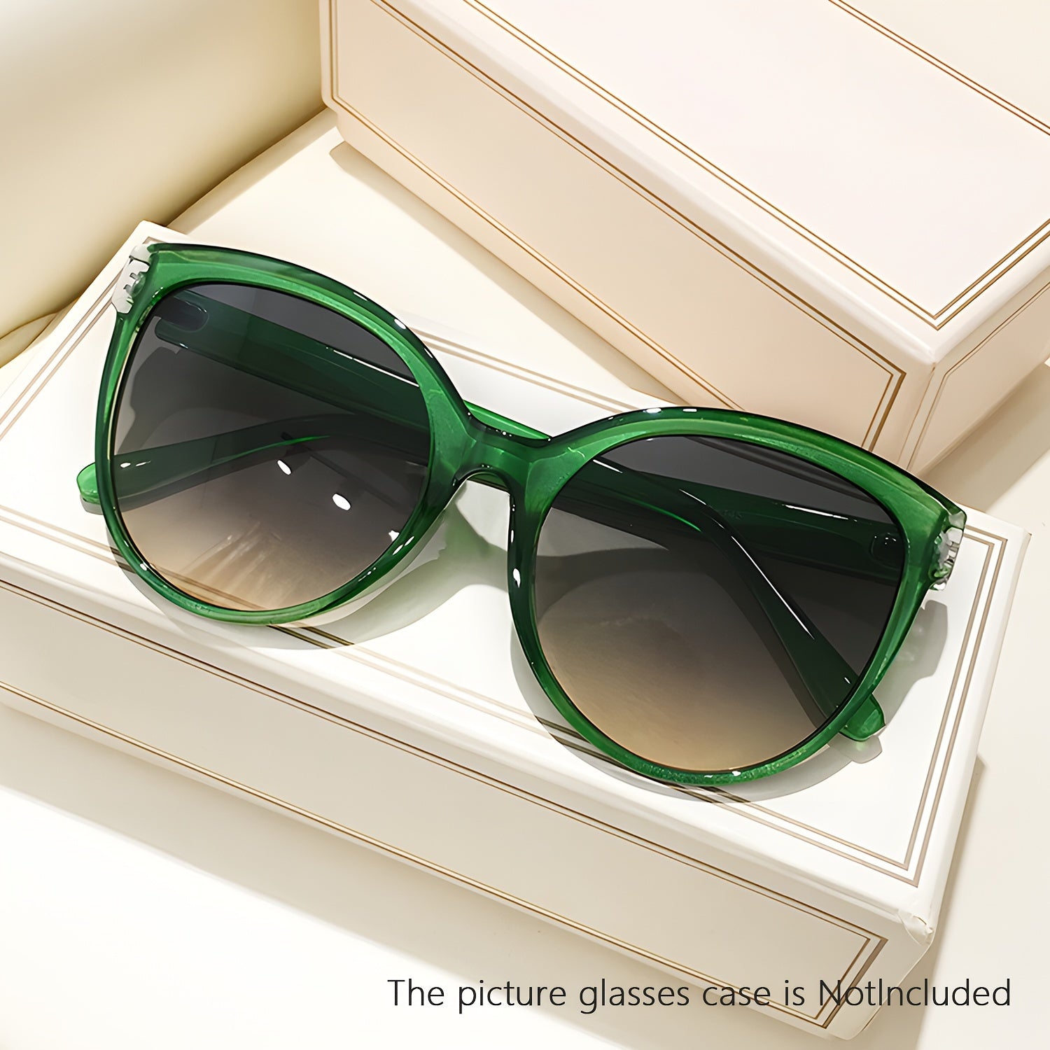 Oversized Cat Eye Fashion Glasses for Women - Y2K Jelly Green Fashion Oval Shades with Anti-Reflective Lenses, Luxury Holiday Accessories & Glasses Bag