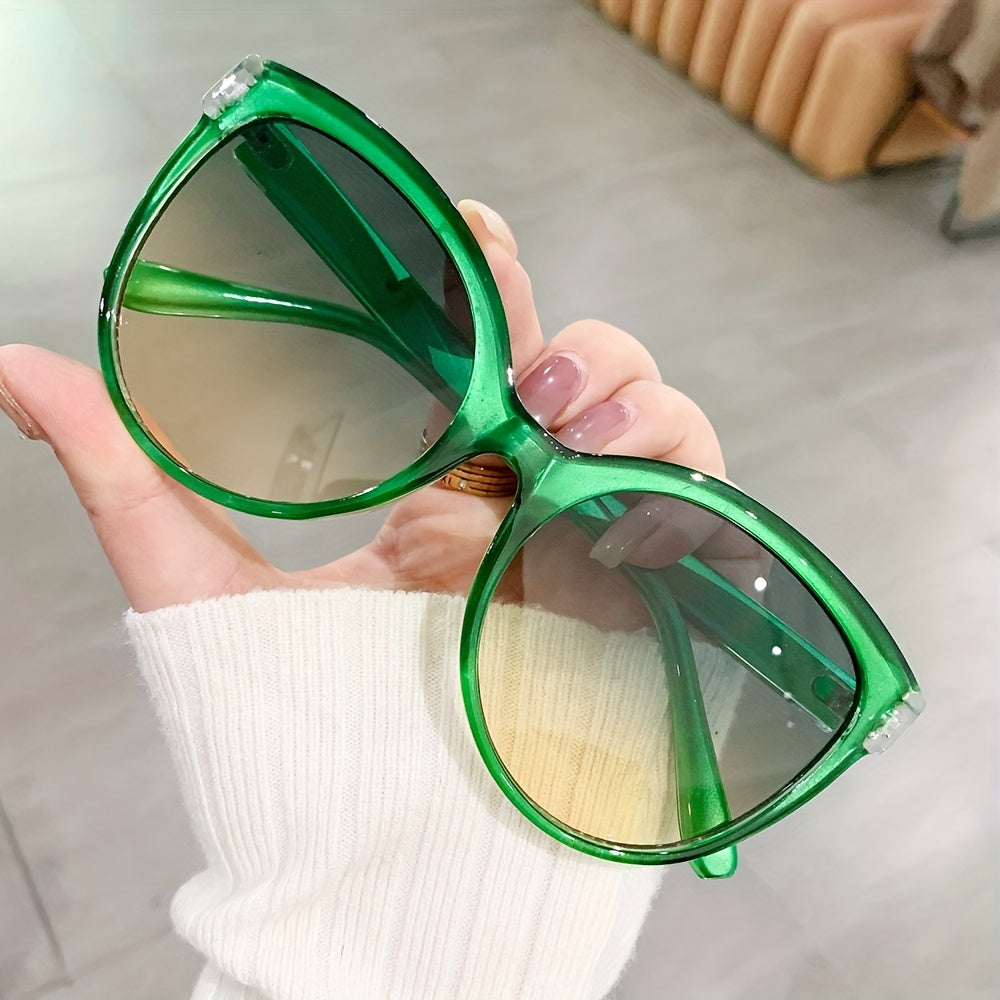 Oversized Cat Eye Fashion Glasses for Women - Y2K Jelly Green Fashion Oval Shades with Anti-Reflective Lenses, Luxury Holiday Accessories & Glasses Bag